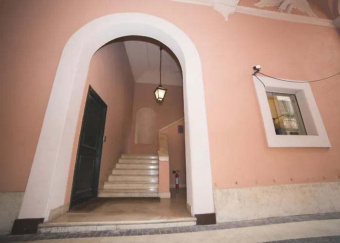 Trevi Portrait Bed & Breakfast 4*